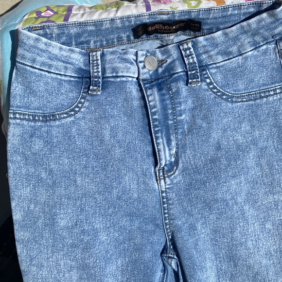 Dollhouse Women Blue Jeans Denim Size 9/10 Skinny Legs 29x29 - Picture 2 of 4